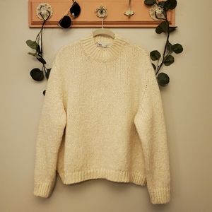 Zara | Ivory Cream Knit Crew Neck Sweater Oversized